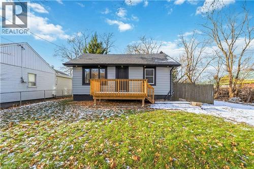 387 WEIR Street N  Hamilton, ON L8H 5G6