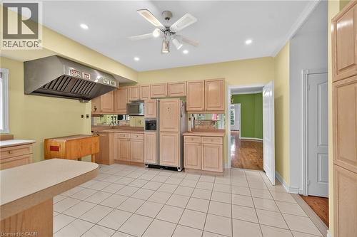 5089 Forest Hill Drive, Mississauga, ON - Indoor Photo Showing Kitchen