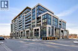 405 DUNDAS Street W Unit# 424  Oakville, ON L6M 5P9