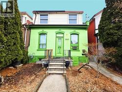 220 EMERALD Street N  Hamilton, ON L8L 5K8