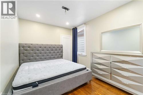 136 Ivon Avenue, Hamilton, ON - Indoor