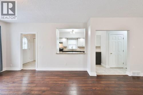 71 Mississauga Road N, Mississauga, ON - Indoor Photo Showing Other Room