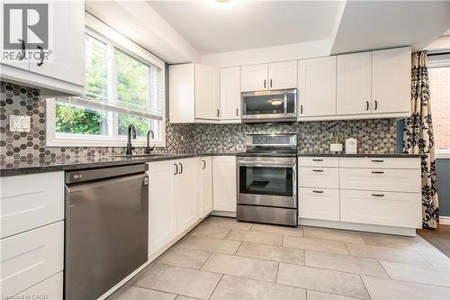 236 Ironwood Road, Guelph, ON - Indoor Photo Showing Kitchen With Stainless Steel Kitchen