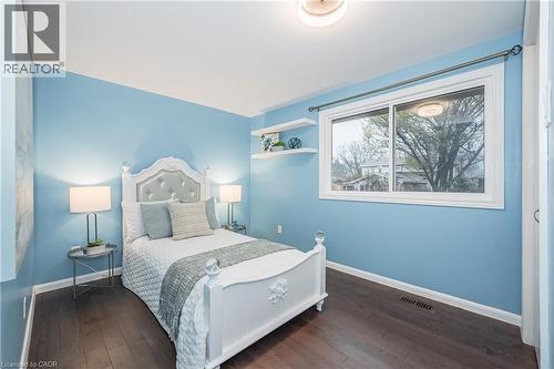 236 Ironwood Road, Guelph, ON - Indoor Photo Showing Bedroom