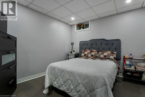 6782 Dorchester Road, Niagara Falls, ON - Indoor Photo Showing Bedroom