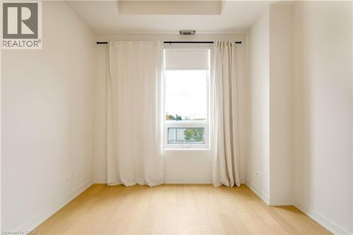 123 Maurice Drive Unit# 307, Oakville, ON - Indoor Photo Showing Other Room