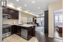 570 LOLITA Gardens Unit# 325  Mississauga, ON L5A 0A1