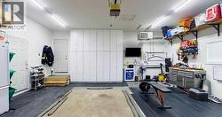 Garage - 