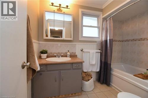 119 Gemini Drive, Hamilton, ON - Indoor Photo Showing Bathroom