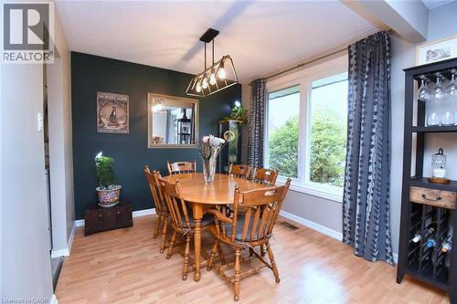 119 Gemini Drive, Hamilton, ON - Indoor Photo Showing Dining Room