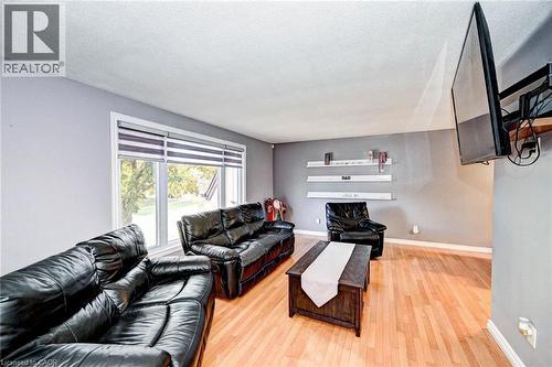 288 Salisbury Avenue, Cambridge, ON - Indoor Photo Showing Living Room With Fireplace