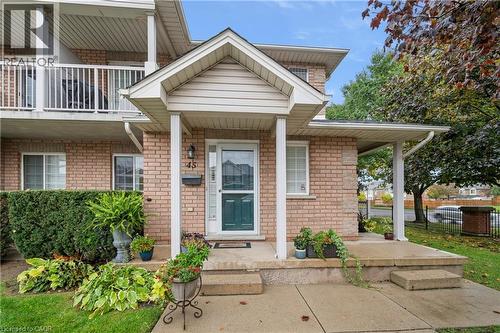 2737 KING Street E Unit# 45  Hamilton, ON L8G 5H1