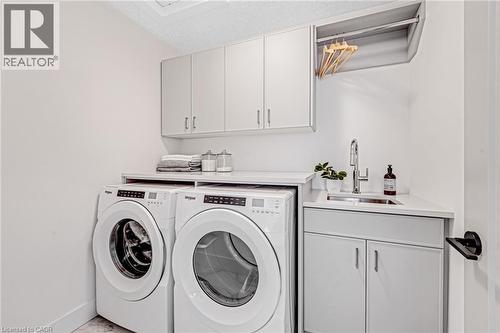 83 Dunnigan Drive, Kitchener, ON - Indoor Photo Showing Laundry Room