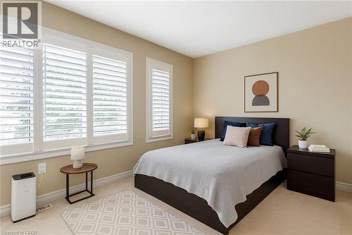 3137 Countess Crescent, Mississauga, ON - Indoor Photo Showing Bedroom