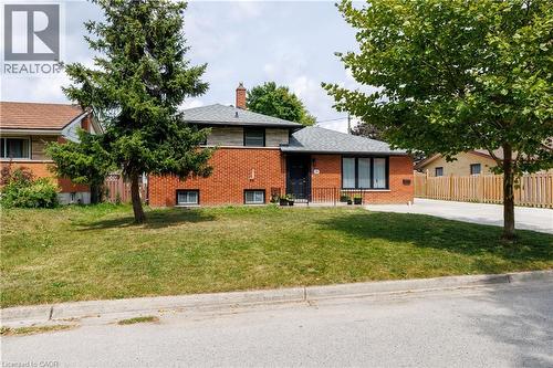18 Silverdale Crescent, London, ON - Outdoor