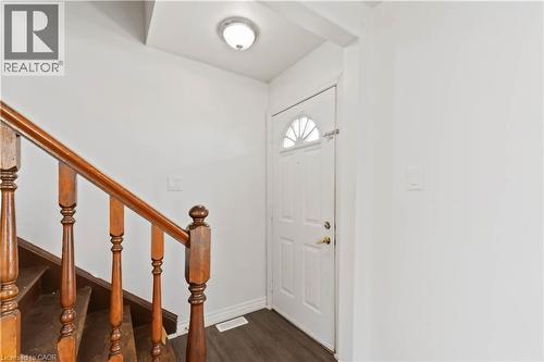 1788 Barton Street E, Hamilton, ON - Indoor Photo Showing Other Room