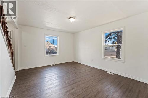 1788 Barton Street E, Hamilton, ON - Indoor Photo Showing Other Room