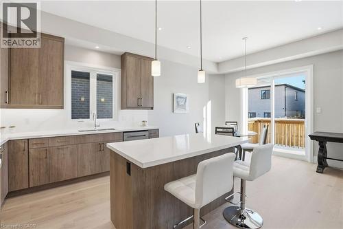Lot 7 Klein Circle, Ancaster, ON - Indoor Photo Showing Kitchen With Upgraded Kitchen