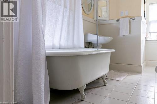 3 Turner Avenue, Hamilton, ON - Indoor Photo Showing Bathroom