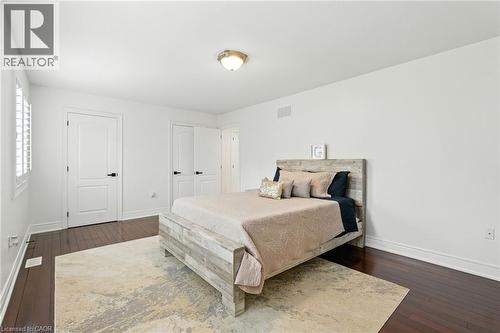 199 Hunter Street W, Hamilton, ON - Indoor Photo Showing Bedroom