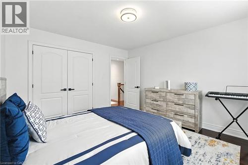 199 Hunter Street W, Hamilton, ON - Indoor Photo Showing Bedroom