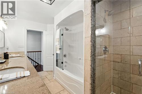 199 Hunter Street W, Hamilton, ON - Indoor Photo Showing Bathroom