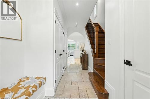 199 Hunter Street W, Hamilton, ON - Indoor Photo Showing Other Room