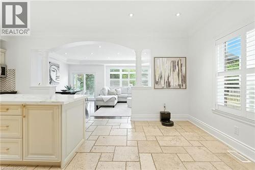 199 Hunter Street W, Hamilton, ON - Indoor