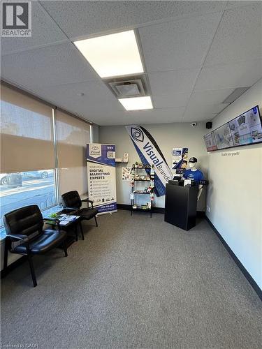 302 Brucedale Avenue, Hamilton, ON 