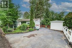 691 OAK Crescent  Centre Wellington, ON N1M 2W5