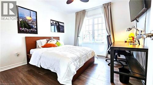 355 Hobbs Crescent, Milton, ON - Indoor Photo Showing Bedroom