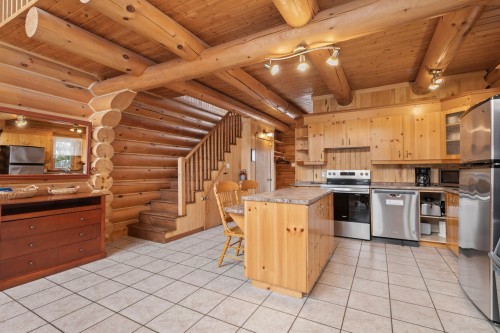 Overall view - 100 Rue Non Disponible-Unavailable, Chambord, QC - Indoor Photo Showing Kitchen