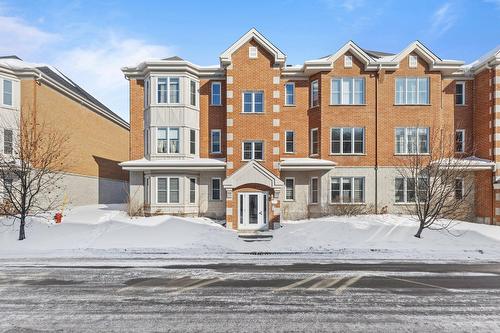 1557 Av. de la Gare  Mascouche, QC J7K 0M3