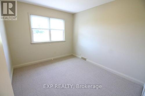 106 Haig Street, St. Catharines, ON - Indoor Photo Showing Other Room