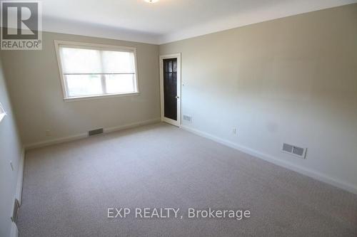 106 Haig Street, St. Catharines, ON - Indoor Photo Showing Other Room
