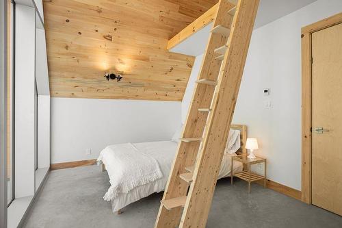 Chambre à coucher - 481 Côte St-Patrick, Saint-Colomban, QC - Indoor Photo Showing Bedroom