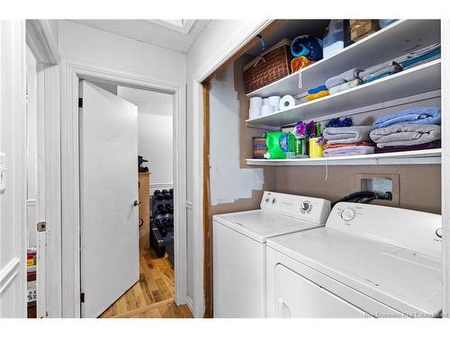 100 Charing Cres, Fredericton, NB 