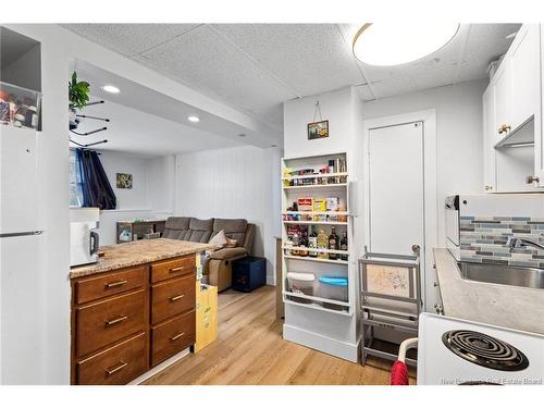 100 Charing Cres, Fredericton, NB 