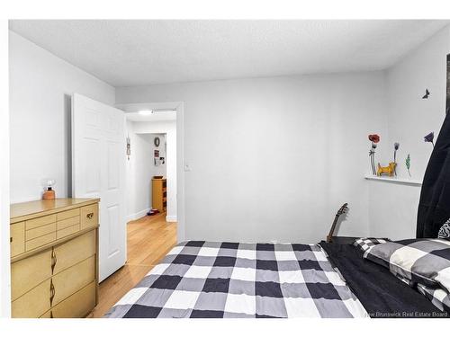 100 Charing Cres, Fredericton, NB 