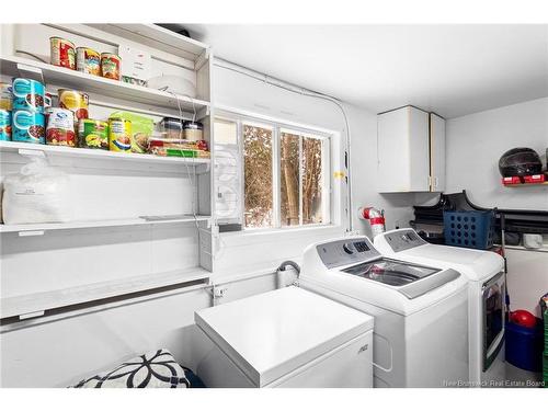 100 Charing Cres, Fredericton, NB 