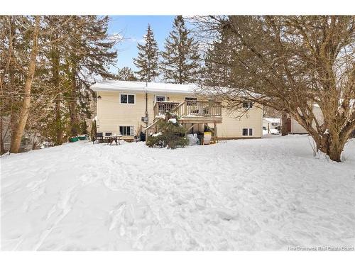 100 Charing Cres, Fredericton, NB 