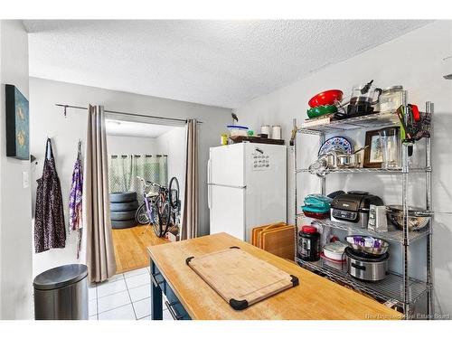 100 Charing Cres, Fredericton, NB 