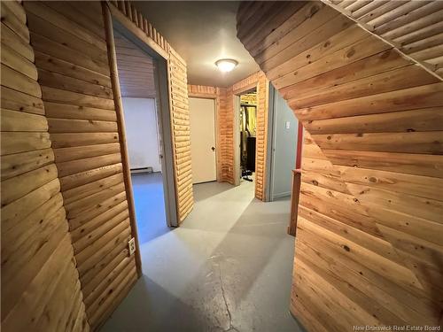 17 Evangeline St, Saint-Quentin, NB 