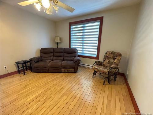 17 Evangeline St, Saint-Quentin, NB 