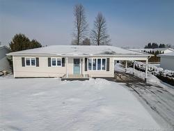 670 3ieme AVE  Grand Falls, NB E3Z 1A3