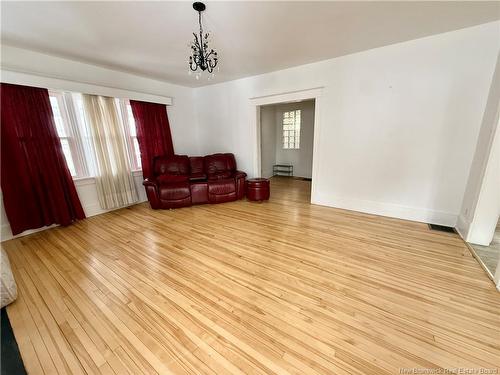 745 Murray Ave, Bathurst, NB 