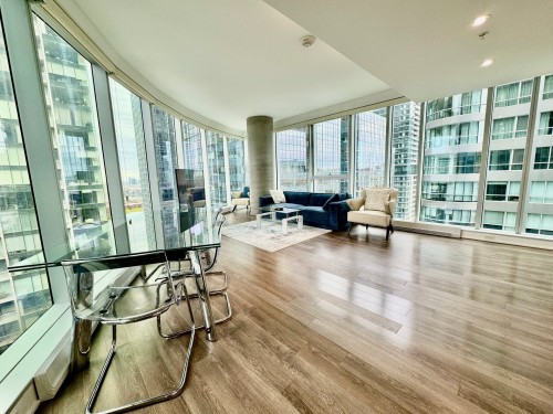 Salon - 1306-1155 Rue De La Montagne, Montréal (Ville-Marie), QC - Indoor