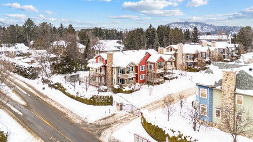 Photo aérienne - 112 Ch. Louis-Dufour, Saint-Sauveur, QC - Outdoor With View
