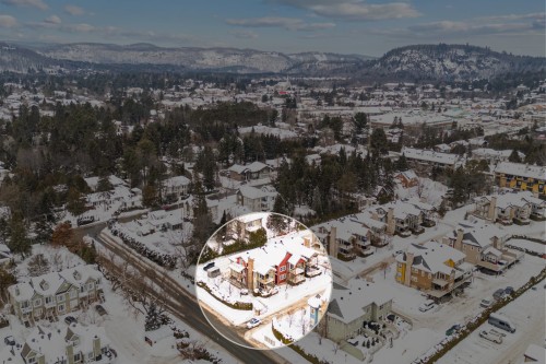 Photo aérienne - 112 Ch. Louis-Dufour, Saint-Sauveur, QC -  With View