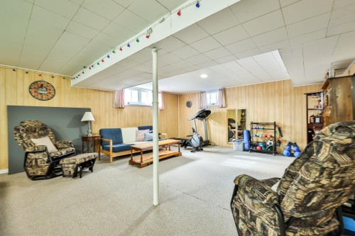 Atelier - 611 Rue Kenny, Gatineau (Buckingham), QC - Indoor Photo Showing Basement